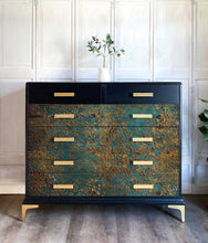 Load image into Gallery viewer, AGED PATINA Redesign A1 Decoupage Fibre Paper (59.44cm x 84.07cm)
Redesign