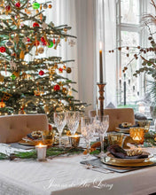 Load image into Gallery viewer, Jeanne d’Arc Living
Special Christmas edition 2026