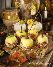 Load image into Gallery viewer, Jeanne d’Arc living Magazine 7th issue 2025