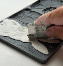 Load image into Gallery viewer, Q1 RELEASE Les Lapins Decor Mould
