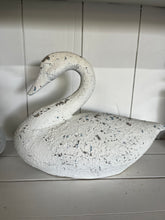 Load image into Gallery viewer, Patina swan small