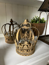 Load image into Gallery viewer, Rustic French crown
