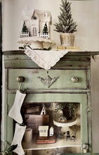Load image into Gallery viewer, Jeanne d’Arc living Christmas 2024 magazine “The wonderful Christmas Season “
