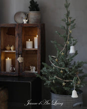 Load image into Gallery viewer, Jeanne d’Arc Living
Special Christmas edition 2026
