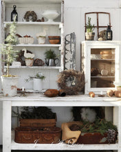 Load image into Gallery viewer, Jeanne d&#39;Arc Living Magazine Christmas Special 2025
