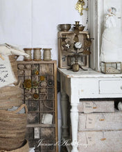 Load image into Gallery viewer, Jeanne d’Arc Living Magazine issue 4  2026
