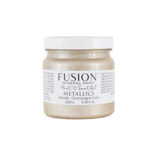 Load image into Gallery viewer, FUSION™ Mineral Paint - Champagne Gold Metallic
